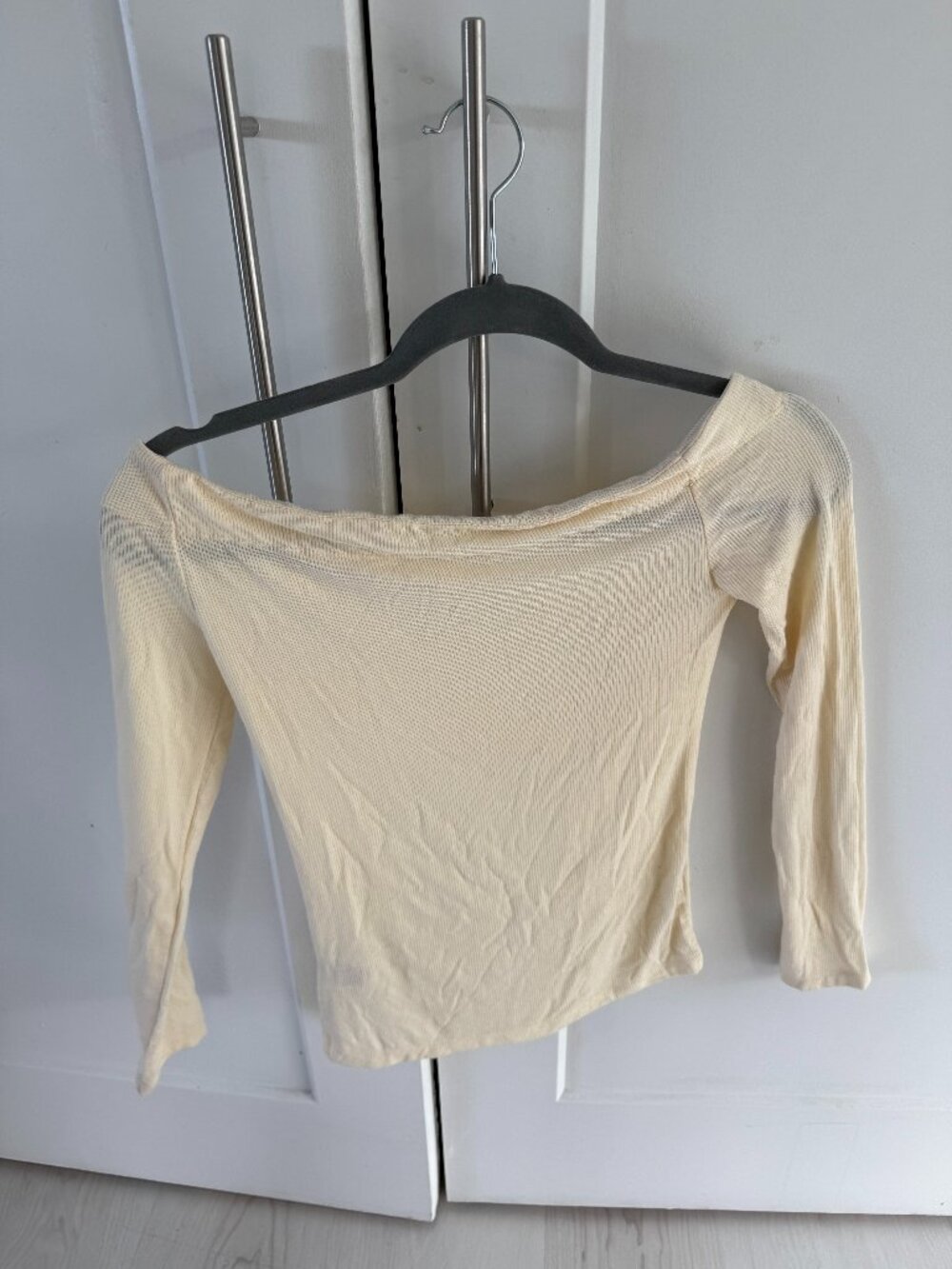 Z Supply Womens Long Sleeve Ribbed Boat Neck Bodycon Shirt Sz Small Beige